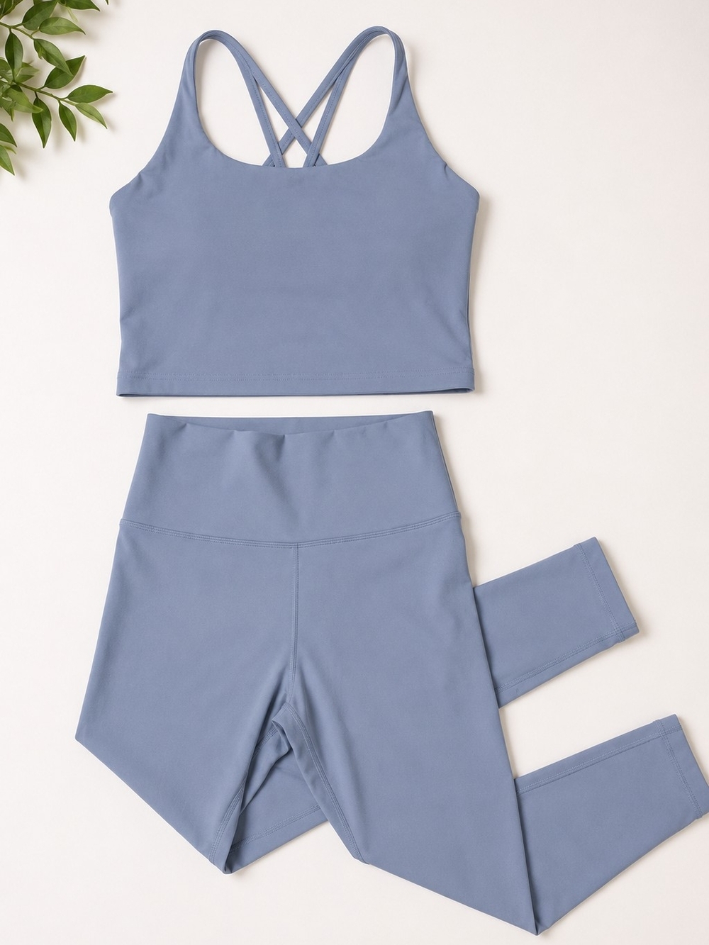 HeyNuts Blue Longline Sports Bra & 25" Leggings Set S (US 4-6)